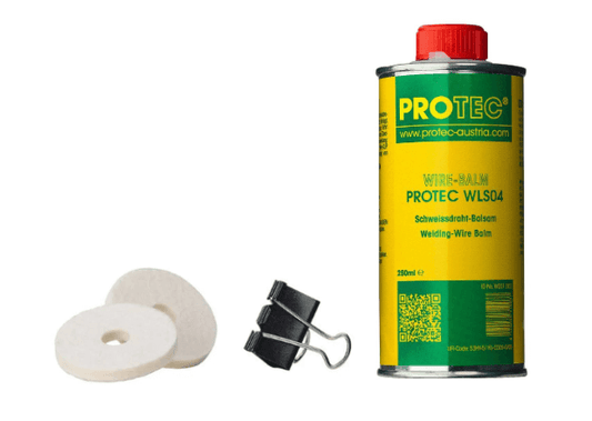 Wire lubrication kit with clip and pads